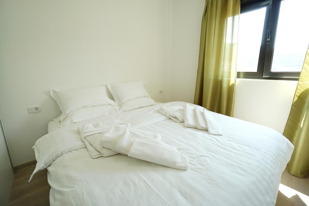 Budva Bay Breeze Apartments Esterno foto