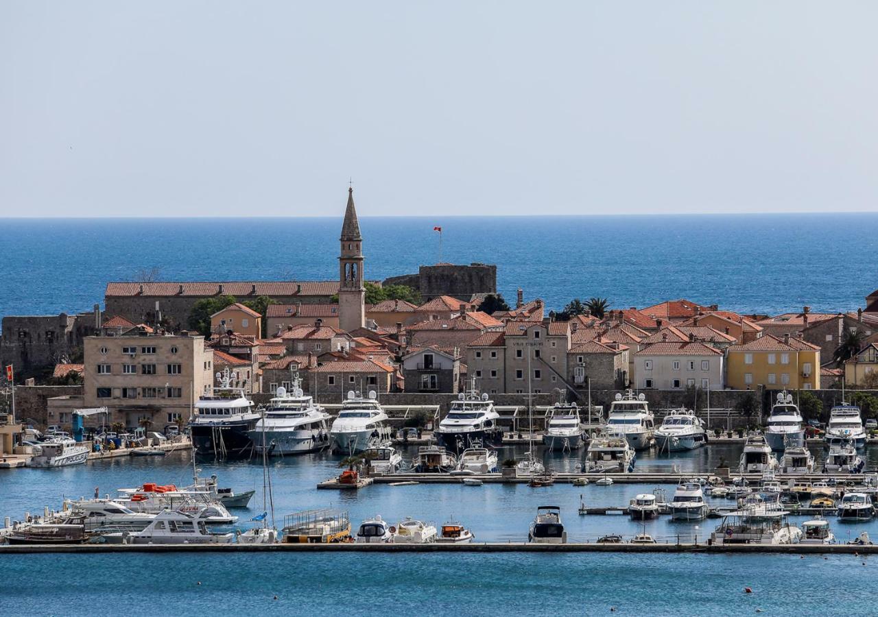 Budva Bay Breeze Apartments Esterno foto